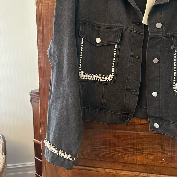 NWT black Jean jacket! - Picture 2 of 4